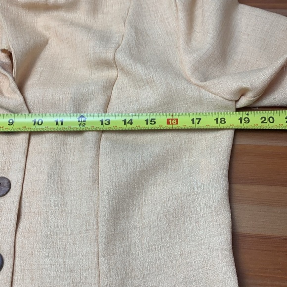 Courtnay Vintage Pale Yellow Office Top, Jacket, 3/4 Sleeves, Summer Weight - Picture 10 of 14
